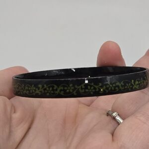 Vintage Black Green Enamel On Metal Round Floral Bangle Bracelet Austria Made